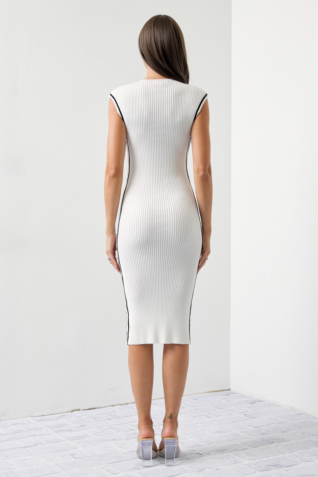 KNIT SLEEVELESS MIDI STRIPE DRESS