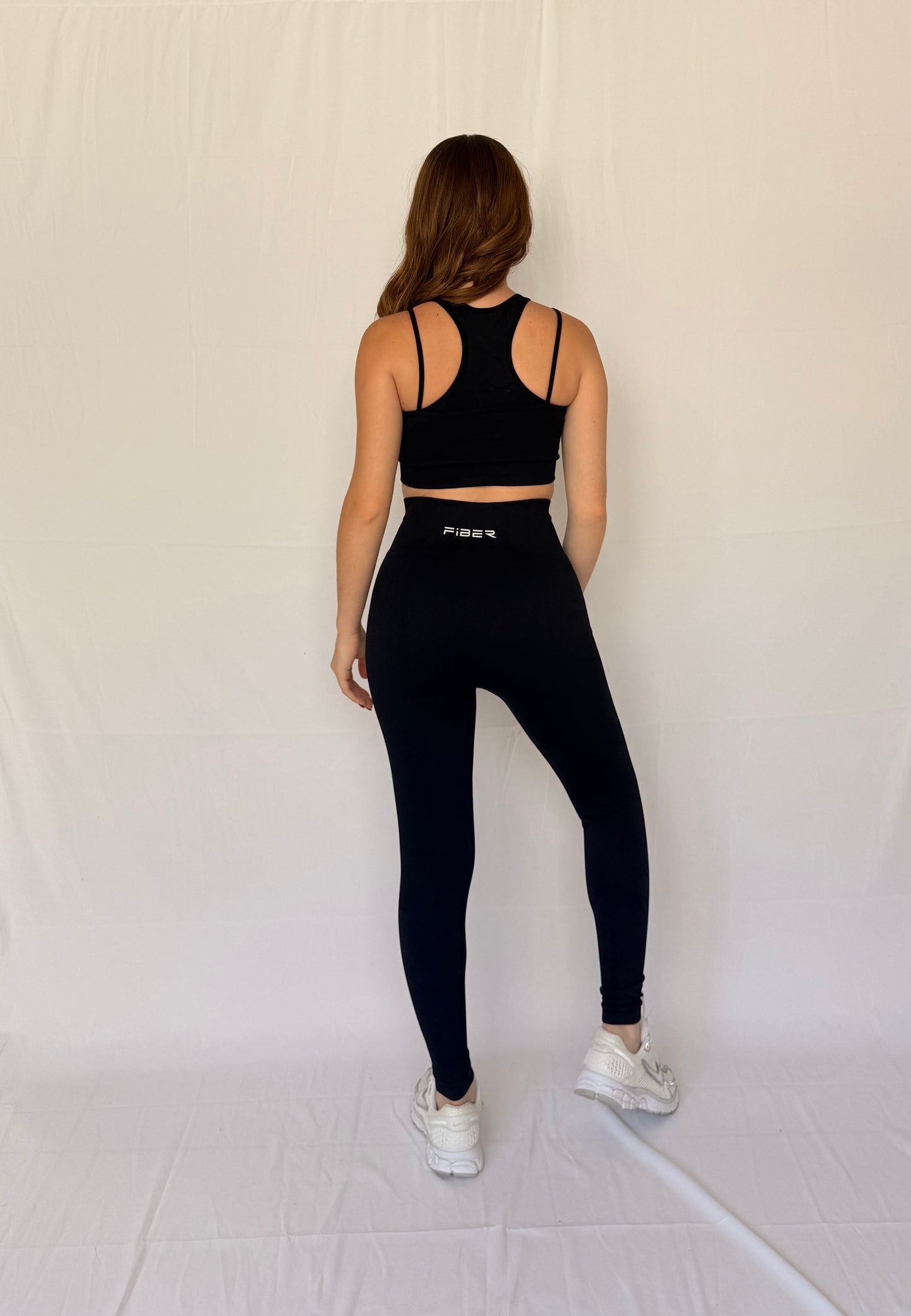 TOP MANGA SISA DOUBLE SEAMLESS NEGRO ETEREA