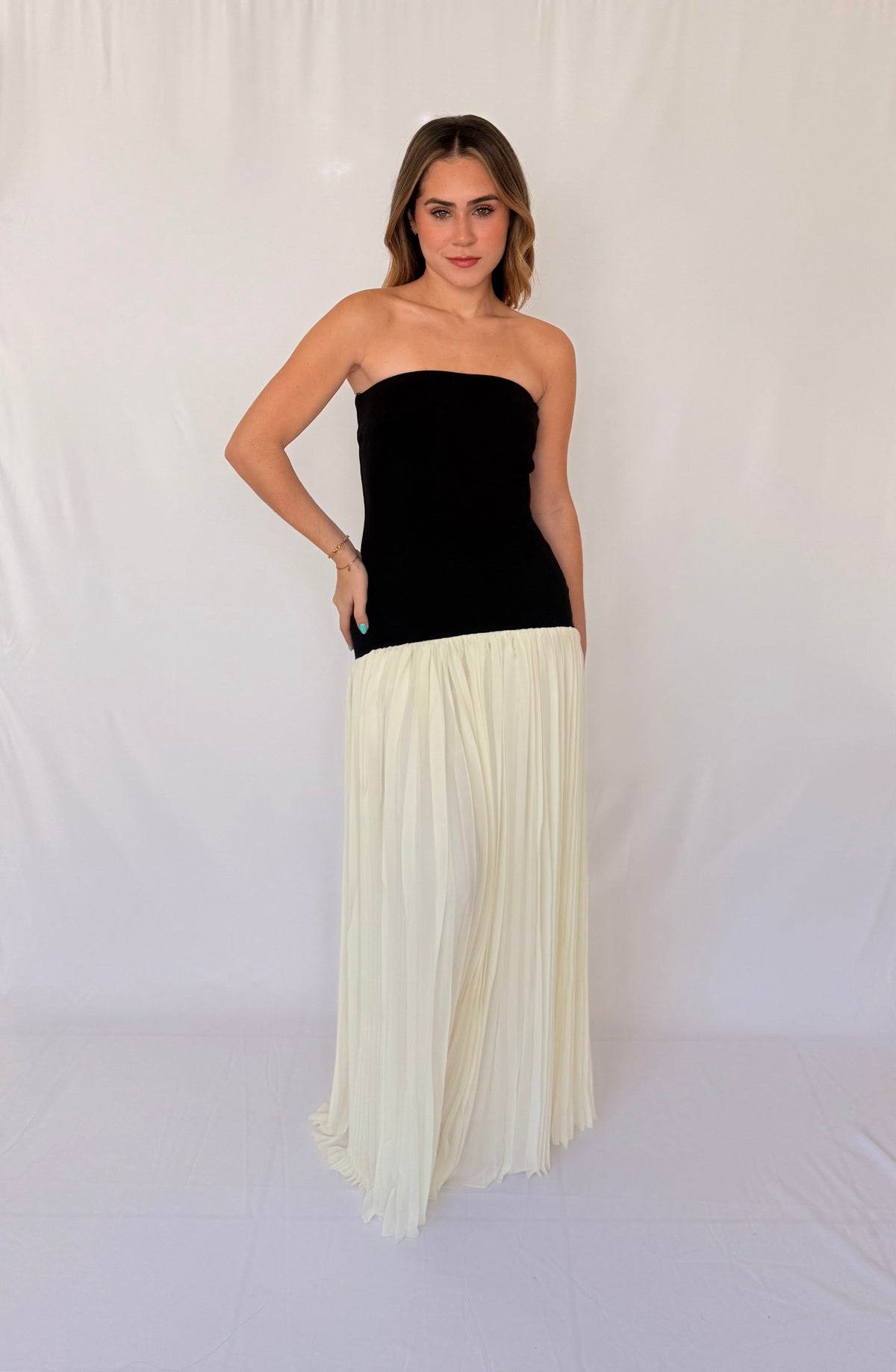 STRAPLESS FIT BODICE PLEATED SKIRT MIX MAXI DRESS