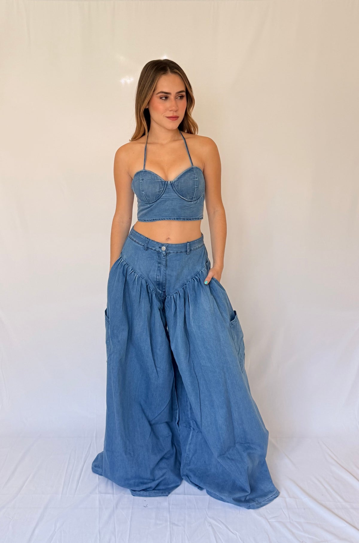 TWO-PIECE WIDE-LEG PANT SET