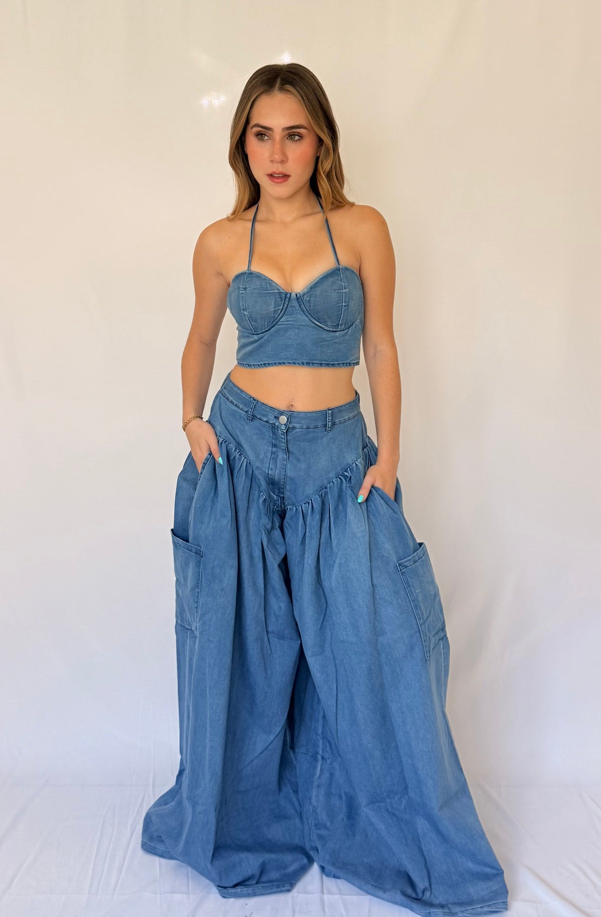 TWO-PIECE WIDE-LEG PANT SET