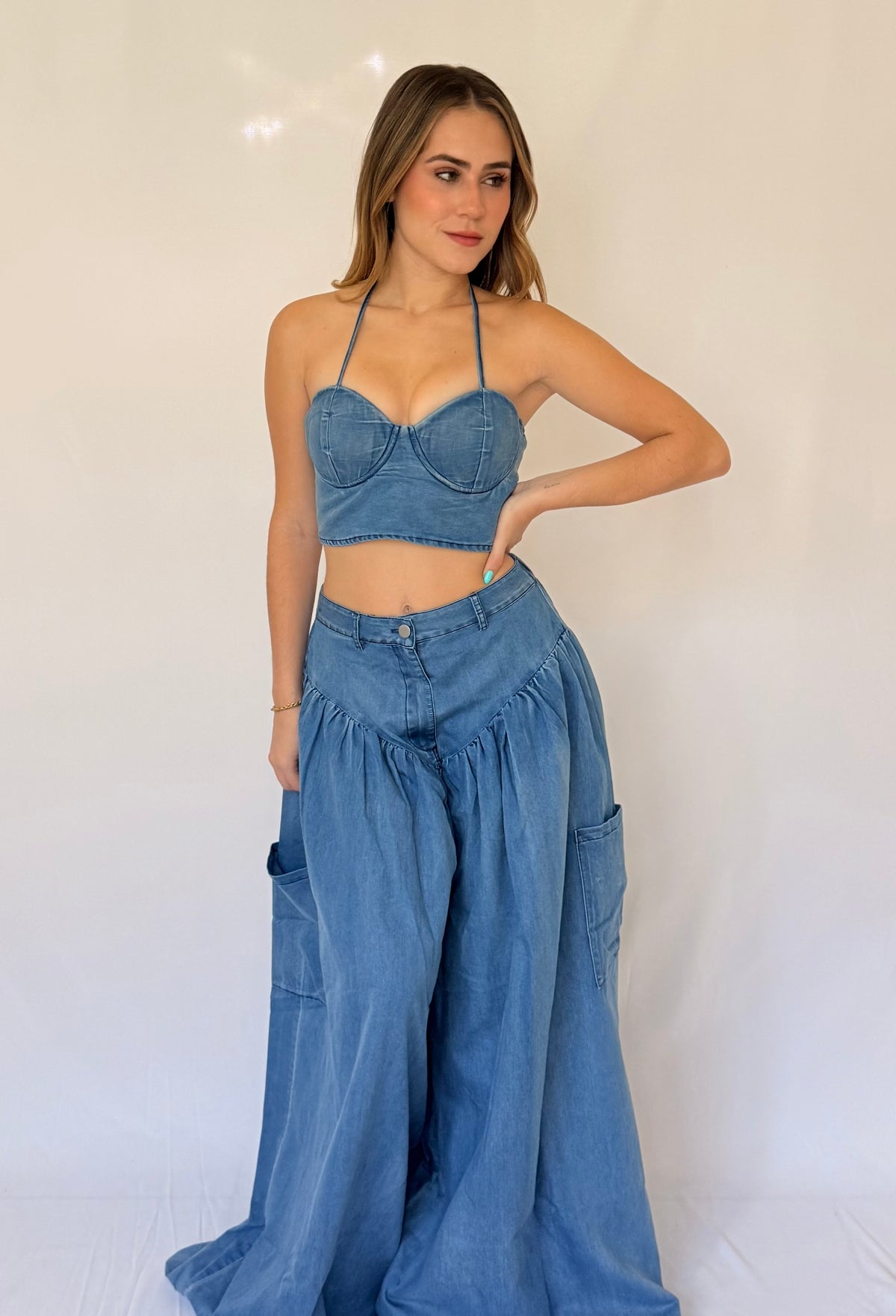 TWO-PIECE WIDE-LEG PANT SET
