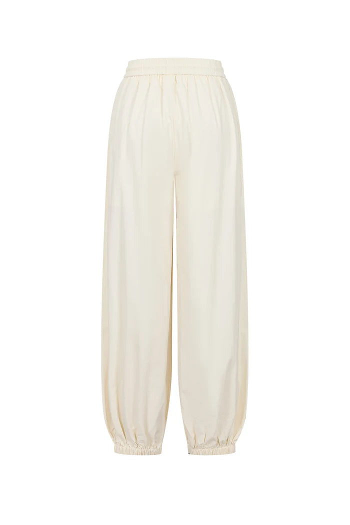 Balloon Pants With Piping