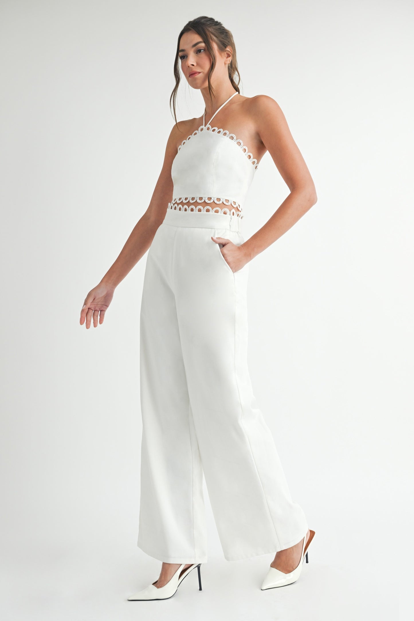 SCALLOP LACE TRIM TOP AND PANTS SETS OFF WHITE
