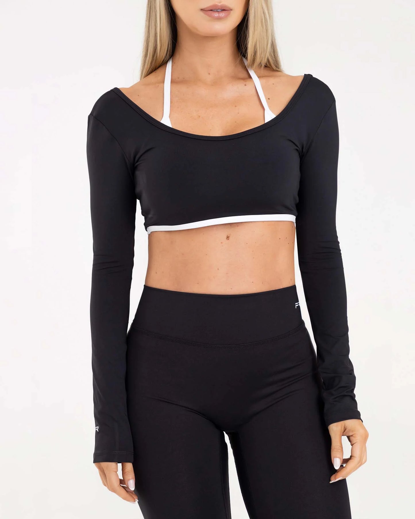 TOP MANGA LARGA SLEEK NEGRO CLASSY
