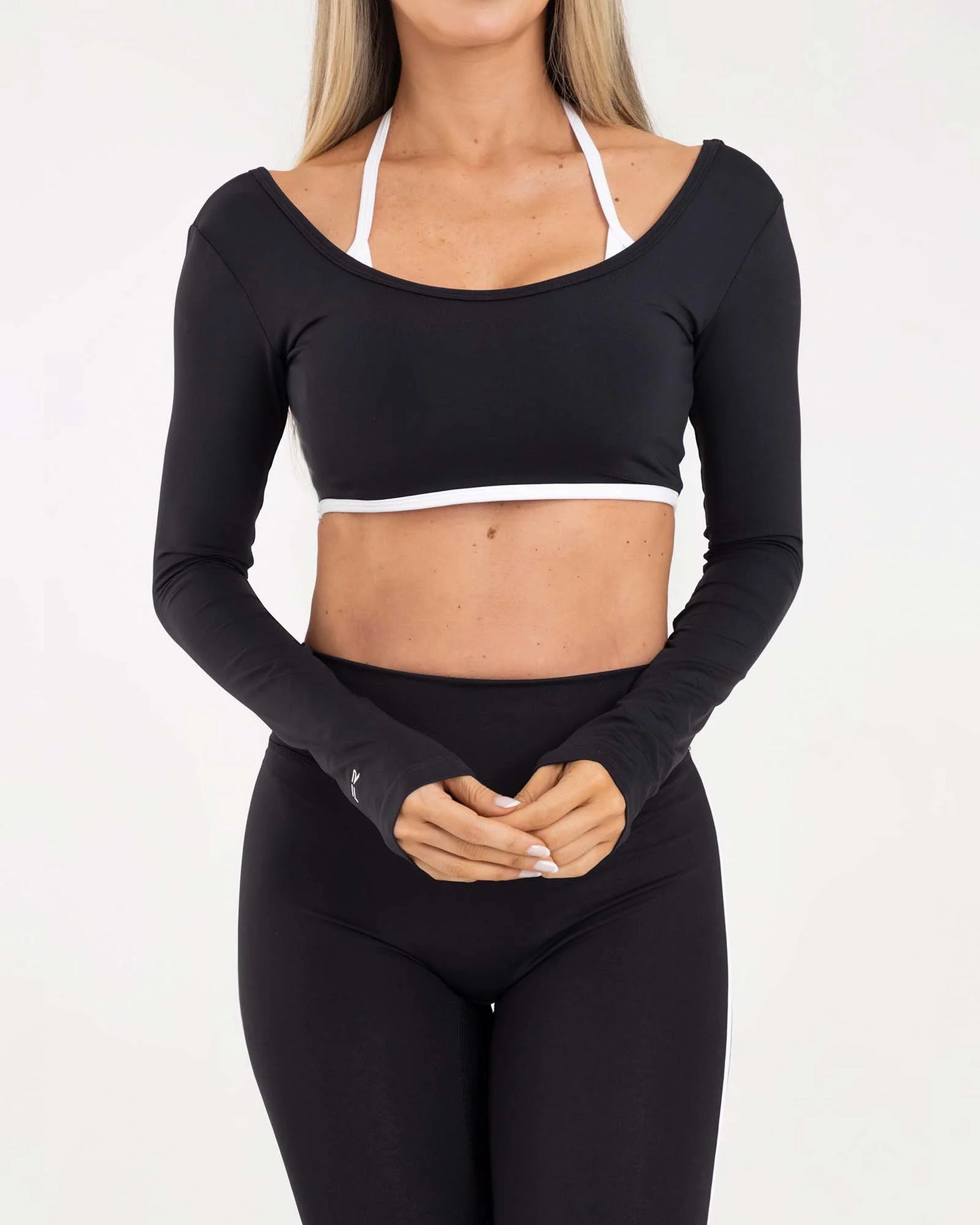 TOP MANGA LARGA SLEEK NEGRO CLASSY