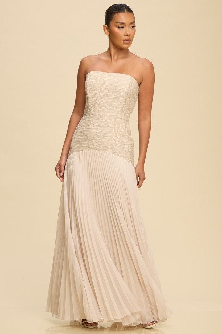TEXTURED PLEATED MAXI DRESS