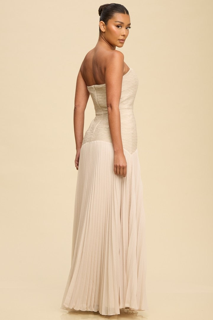 TEXTURED PLEATED MAXI DRESS